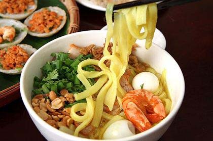 Quang-noodle-mi-quang-of-hoi-an
